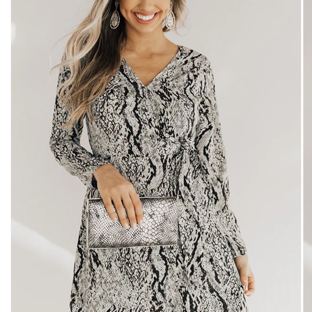 Skies Are Blue Monochrome Snake Print Dress